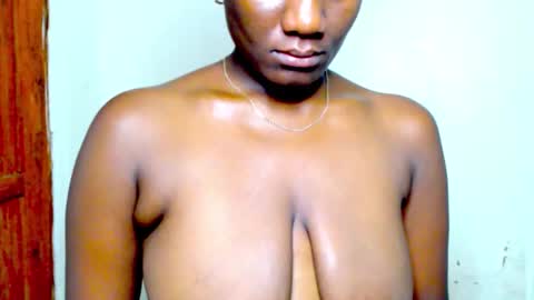 Snapshot of daddys_naughtyslut chatting on November 14, 1:26 am tee online show from November 14, 1:26 am