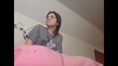 Snapshot of daddyscumslut211 chatting on December 14, 9:30 pm fairylee21 online show from December 14, 9:30 pm