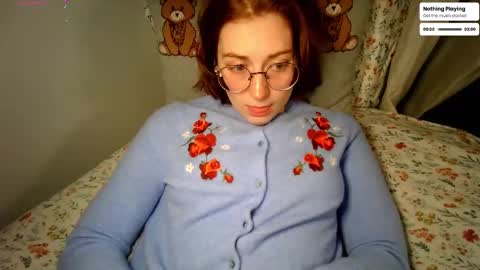 Snapshot of daddysdollhouse chatting on November 15, 6:44 am Saoirse online show from November 15, 6:44 am