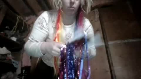daddysg1rl123 online show from June 18, 2:56 am