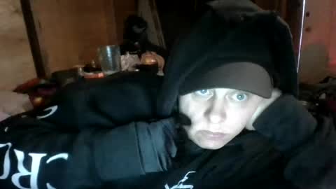 daddysg1rl123 online show from July 10, 11:57 am
