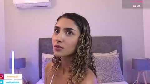 Snapshot of daddysgirrl1_ chatting on June 21, 9:50 pm Bethany online show from June 21, 9:50 pm