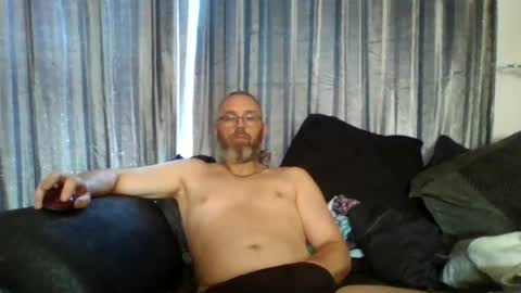 daddyshome2025 online show from July 12, 8:49 am