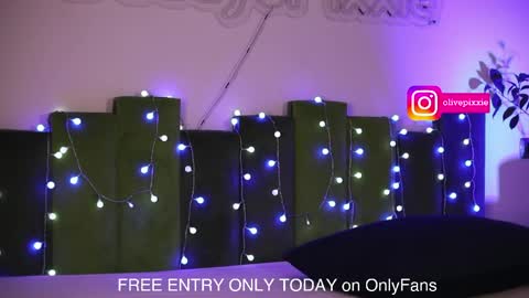 daddyspixxie online show from May 28, 5:43 pm