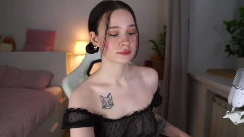 Daddys Trouble online show from February 19, 1:40 am