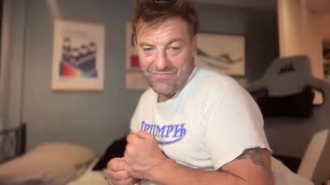 Snapshot of daddyswede23 chatting on September 10, 2:44 am daddyswede23 online show from September 10, 2:44 am