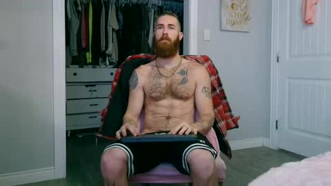 Snapshot of daddyunlocked1 chatting on November 18, 2:43 pm daddyunlocked1 online show from November 18, 2:43 pm