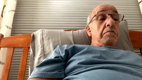 Snapshot of daddyweis chatting on November 20, 2:45 am daddyweis online show from November 20, 2:45 am