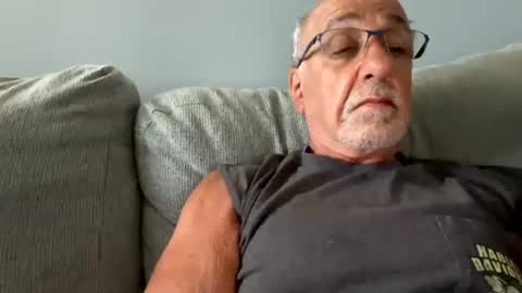 Snapshot of daddyweis chatting on July 14, 10:54 am daddyweis online show from July 14, 10:54 am