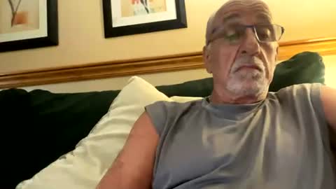 Snapshot of daddyweis chatting on July 18, 5:50 pm daddyweis online show from July 18, 5:50 pm