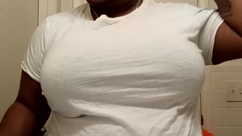 Snapshot of dadeesqtpieluvsu chatting on January 13, 8:14 pm DadeesQTPie online show from January 13, 8:14 pm