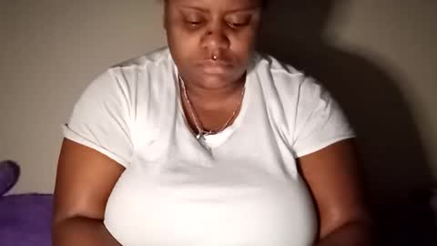 Snapshot of dadeesqtpieluvsu chatting on January 19, 5:44 am DadeesQTPie online show from January 19, 5:44 am