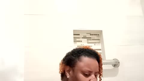 Snapshot of dadeesqtpieluvsu chatting on February 28, 11:28 pm DadeesQTPie online show from February 28, 11:28 pm