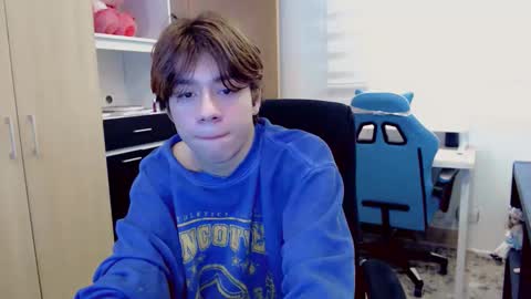 dae_lune online show from February 10, 9:08 pm