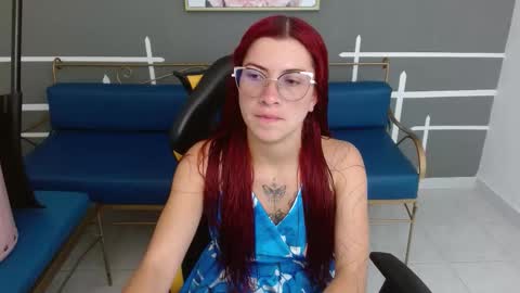 daffne evans online show from November 30, 1:37 pm