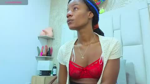 daffnelewis online show from June 20, 11:13 am