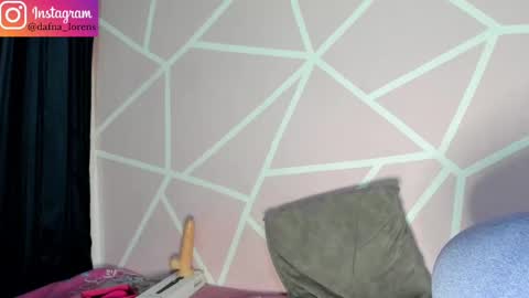 Snapshot of dafna_and_chriss chatting on November 24, 1:16 am dafna lorens online show from November 24, 1:16 am