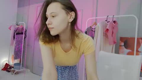 Daf online show from December 4, 11:30 am