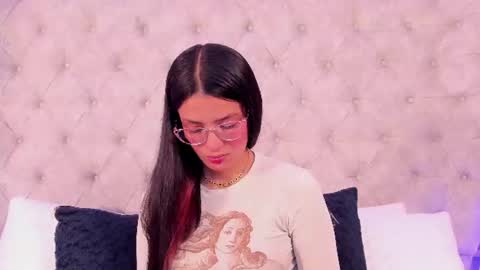 Snapshot of dafne_bss chatting on June 26, 5:12 am dafne_bss online show from June 26, 5:12 am