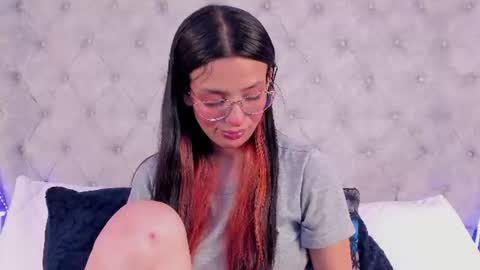Snapshot of dafne_bss chatting on July 2, 6:08 am dafne_bss online show from July 2, 6:08 am