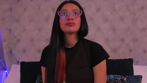 Snapshot of dafne_bss chatting on July 18, 7:56 am dafne_bss online show from July 18, 7:56 am