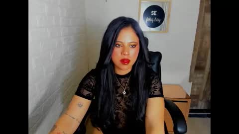 Snapshot of dafne_cleo chatting on September 26, 3:32 am Dafne online show from September 26, 3:32 am