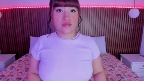 Snapshot of dafne_evaans chatting on May 31, 11:39 am dafne_evaans online show from May 31, 11:39 am