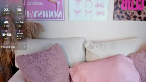 dafne_hillss online show from May 30, 9:39 am