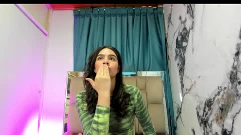 dafne_quenn online show from January 13, 1:27 pm