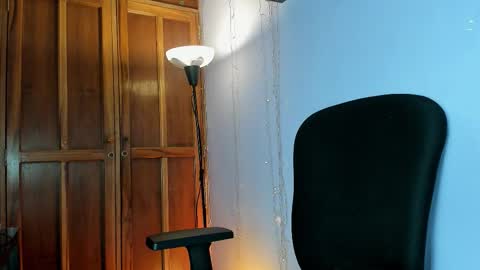 dafnemel online show from March 2, 2:13 pm