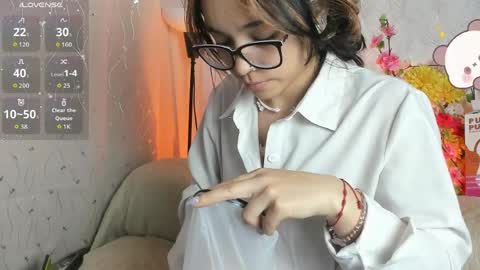 Snapshot of dafnemel chatting on May 12, 7:55 pm dafnemel online show from May 12, 7:55 pm