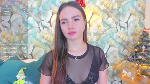 Snapshot of dafnevega chatting on December 20, 11:16 pm Dafne  online show from December 20, 11:16 pm