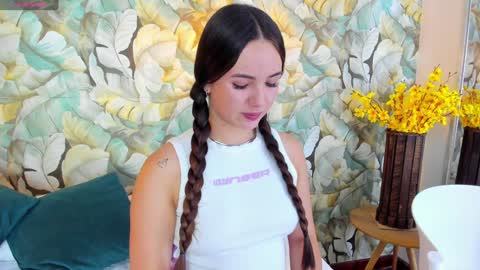 Snapshot of dafnevega chatting on January 14, 8:04 pm Dafne  online show from January 14, 8:04 pm