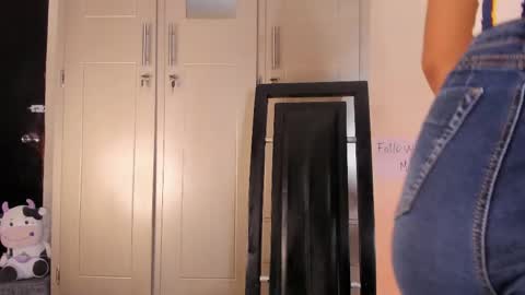 dafnezahira20 online show from June 8, 8:42 pm
