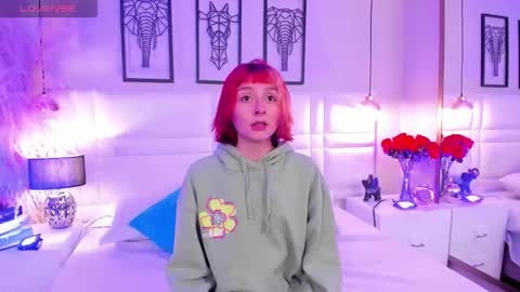 Snapshot of dafnne_hall chatting on December 1, 3:22 am Dafnne online show from December 1, 3:22 am