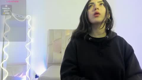 Snapshot of dahia_tay chatting on February 23, 3:02 am dahia online show from February 23, 3:02 am