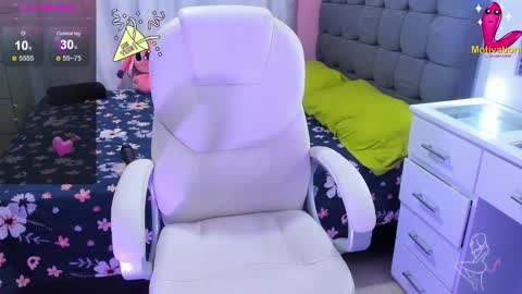 Snapshot of dahian_carter chatting on January 7, 11:58 am Dahian online show from January 7, 11:58 am