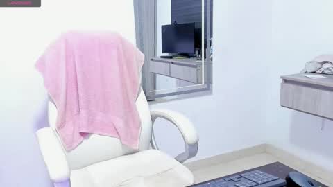 Snapshot of dahian_carter chatting on September 24, 12:08 pm Dahian online show from September 24, 12:08 pm