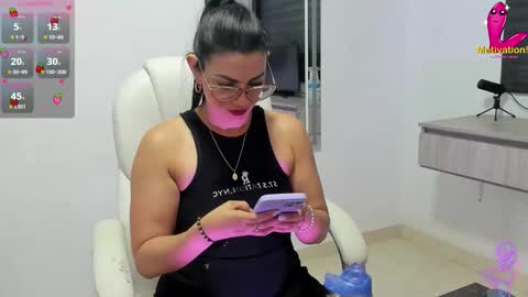 Snapshot of dahian_carter chatting on November 3, 11:15 pm Dahian online show from November 3, 11:15 pm