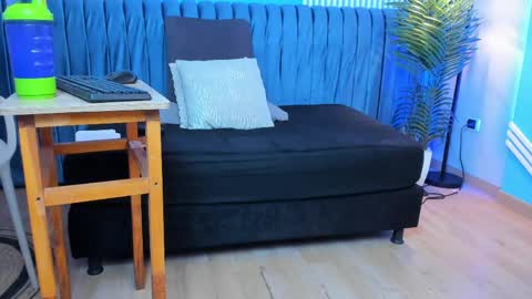 Dahiane Connor online show from April 29, 11:36 am