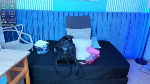 Dahiane Connor online show from June 24, 11:31 am