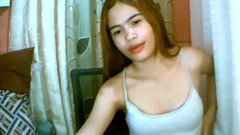 Im Dahlia online show from January 5, 1:04 pm
