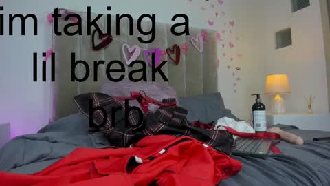 Dahlia online show from March 1, 2:48 am