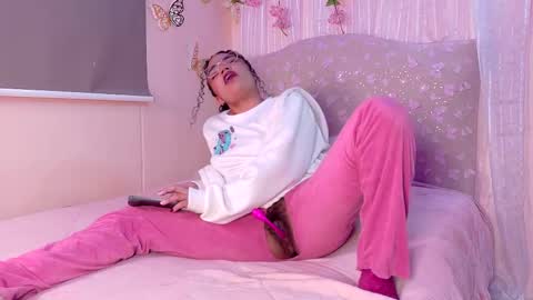 Dahli online show from February 19, 4:41 am