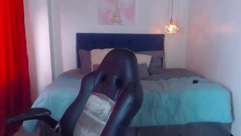 DAHYAN online show from March 2, 8:18 pm