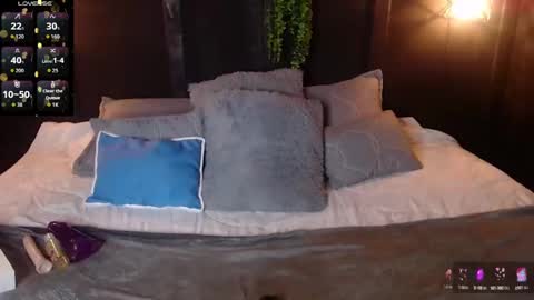 DAHYAN online show from October 6, 2:14 pm