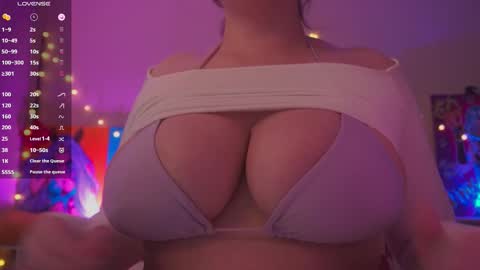 Cute DianaOnline mostly at 8pm-0000 am UK TimeTuesday and Wednesday off online show from February 25, 10:19 pm