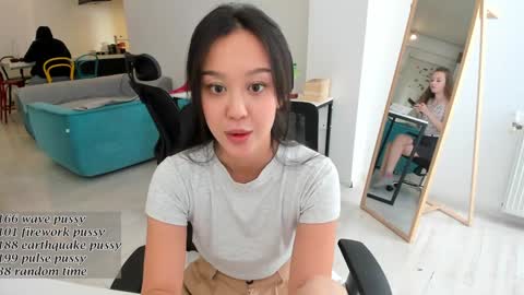 daily_love online show from October 27, 7:01 am