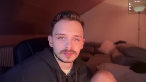 Daimon  online show from February 8, 3:08 am