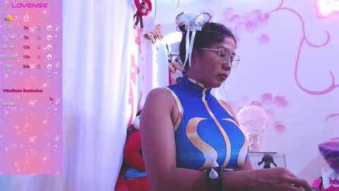 Snapshot of daina_flower chatting on October 8, 4:21 am DAINA online show from October 8, 4:21 am